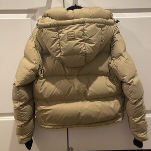 Aritzia The Super Puff Shorty Oxford Tan Sz XS NWOT